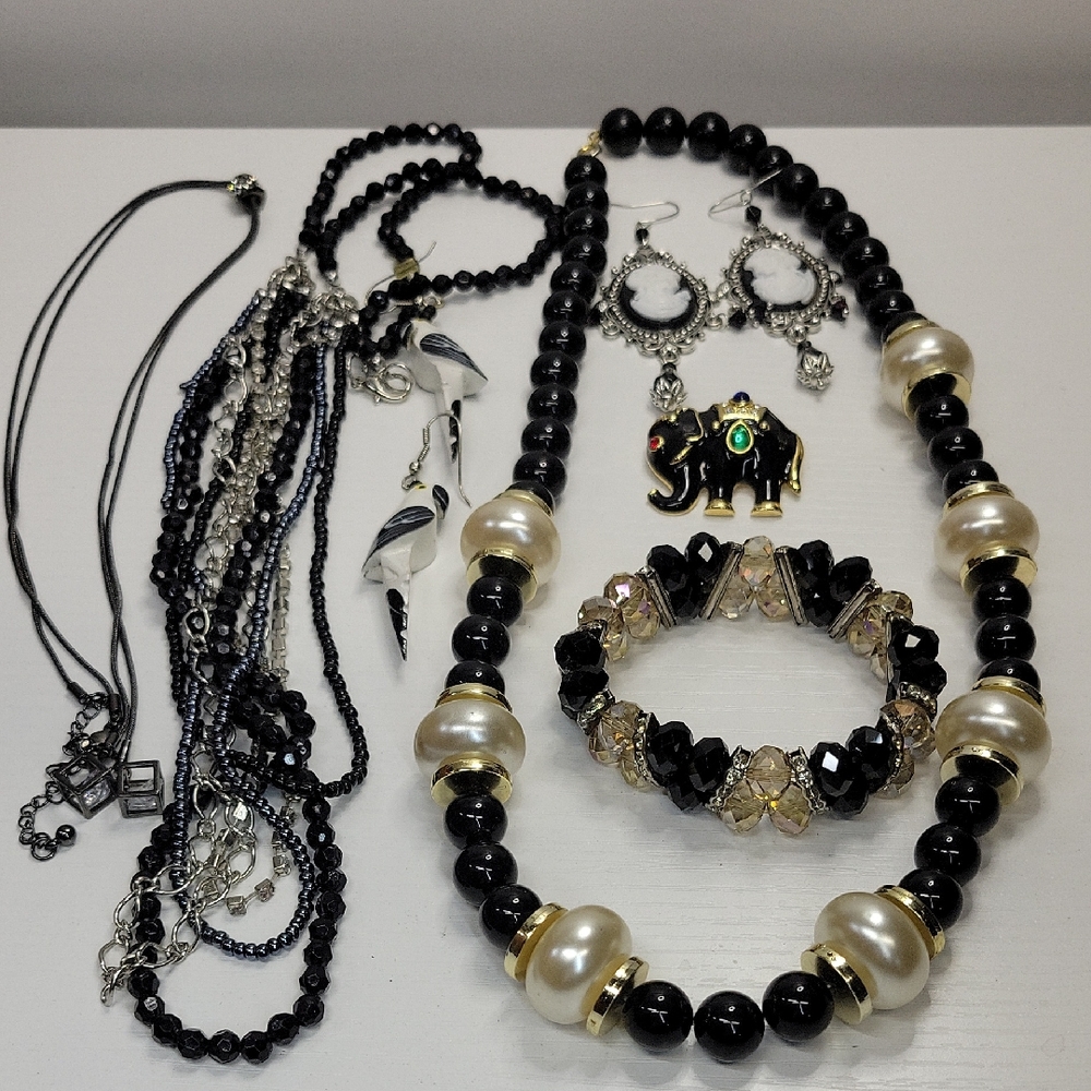 Black Jewelry Bundle